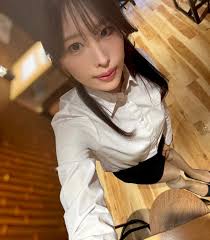 稲森あみ