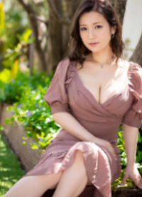 菱田佳子