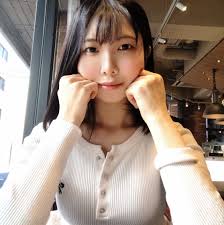 岸永みりな