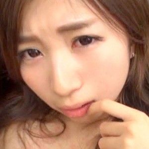OO003 舔棒素人妹 小葵