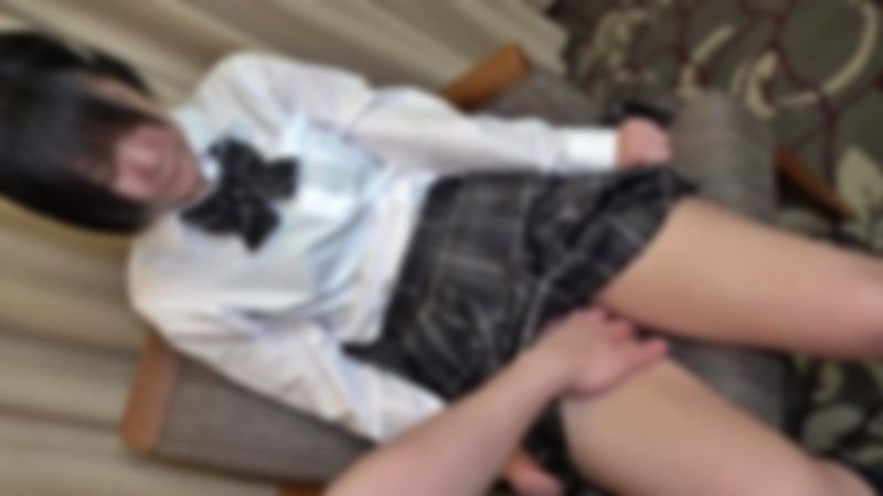 FC2-PPV-3232483 10代新入生。雖有男友生人生初次無套插入感度爆發