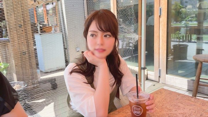 FC2-PPV-2502079 清楚系幹砲社團妹20歳。發育的H罩杯胸部猛烈強OO口交落涙。胸部搖晃連續中出調教