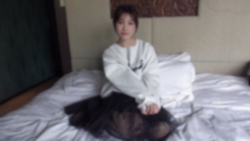 FC2-PPV-4400670 D罩杯美乳美臀20歳保母的成人性教育。舒服的無毛名器無套插入！