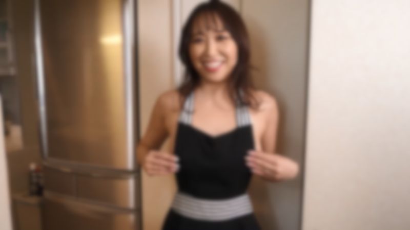 FC2-PPV-1927816 一面回憶廣告時期一面吞吐三根肉棒顏射三連發