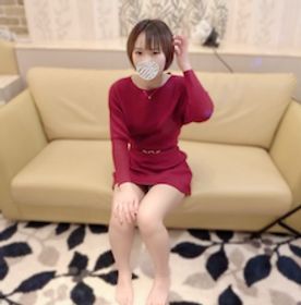 FC2-PPV-2820044 一面害羞一面對性愛有興趣 什麼都言聽計從到中出