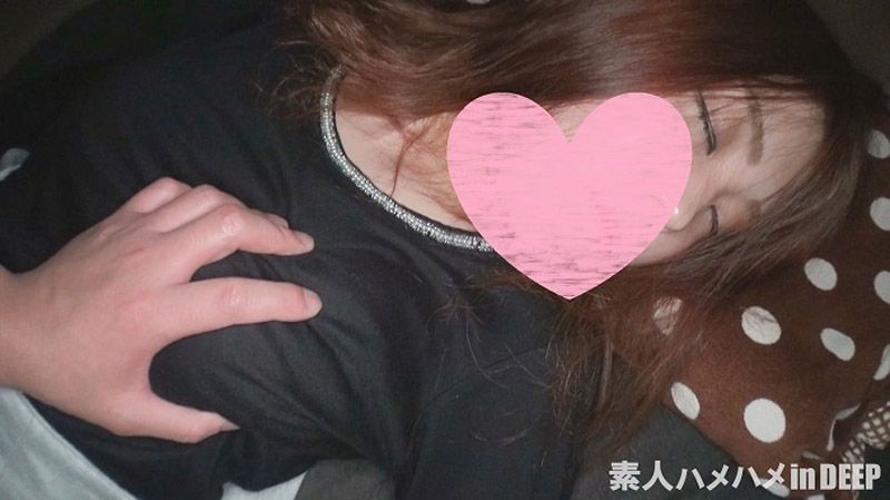 FC2-PPV-1073663 【無・素人私拍】讓人想當妹妹的女OO無毛私處中出！！承諾的夜襲