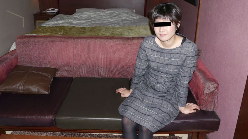 pacopacomama_053019_102 OO顔熟女的大膽不倫模樣