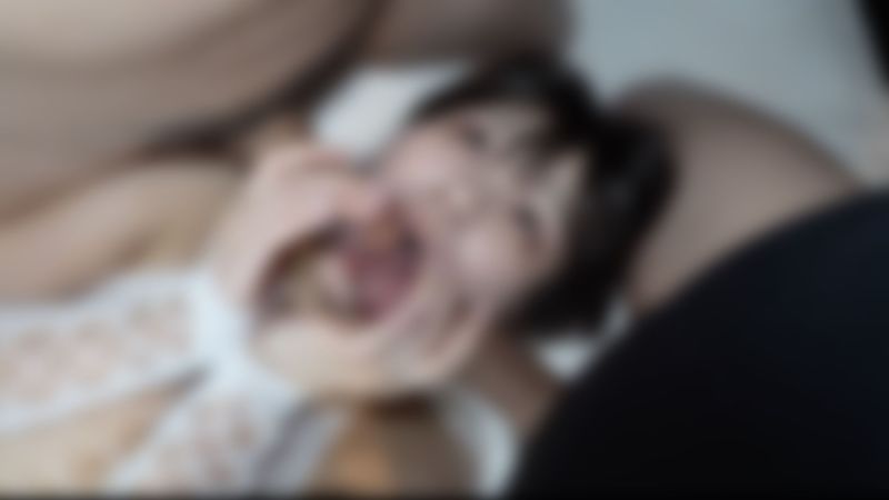 FC2-PPV-4494712 【露臉】【4P續編】 問答無用的中出表演。露出陰部的變態裝扮讓情色倍增！！4P後的雙人單獨玩法讓人回味無窮！