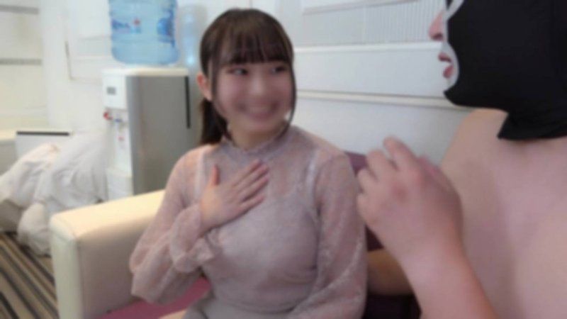 FC2-PPV-4569259 OO顏可愛OOG奶咖啡店店員 軟嫩白皙身軀緊穴中出