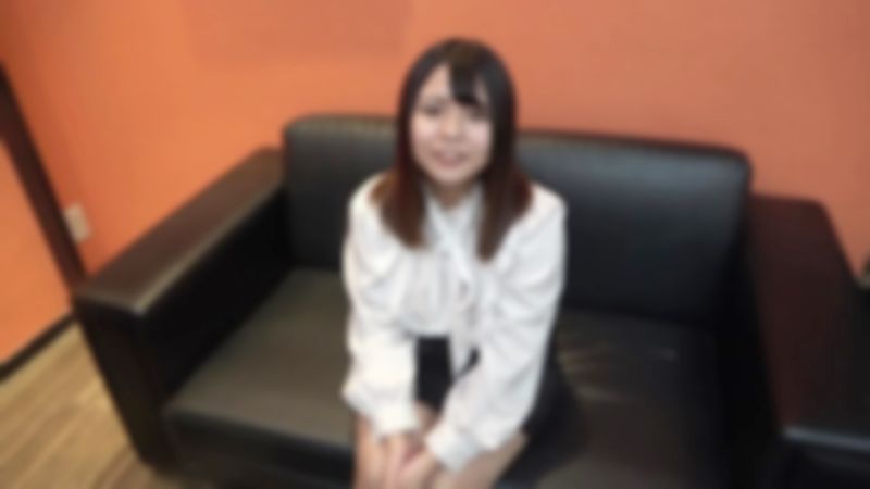 FC2-PPV-4338277 142公分嬌小可愛爆乳妹子街頭把上！！