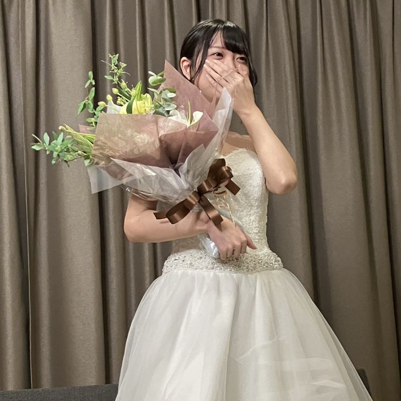 FC2-PPV-3237415 繪里香淚的畢業結婚禮服！粉絲感謝祭個人攝影會挑戰褒獎！