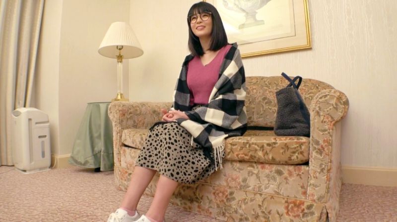 261ARA-362 募集一般素人女性 玲 27歳 仲居