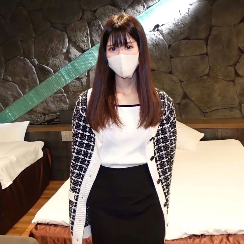 FC2-PPV-3064666 【無修正】【無套抽插】【2回中出】與男友分手寂寞的理科補習班老師打炮