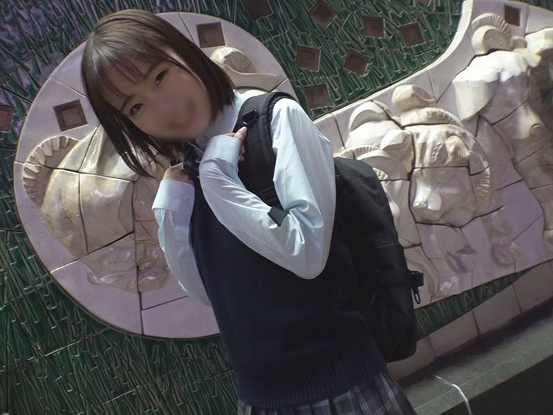FC2-PPV-2481390 與女兒同年齡的現役OO妹新鮮10代小穴強OO舔鮑