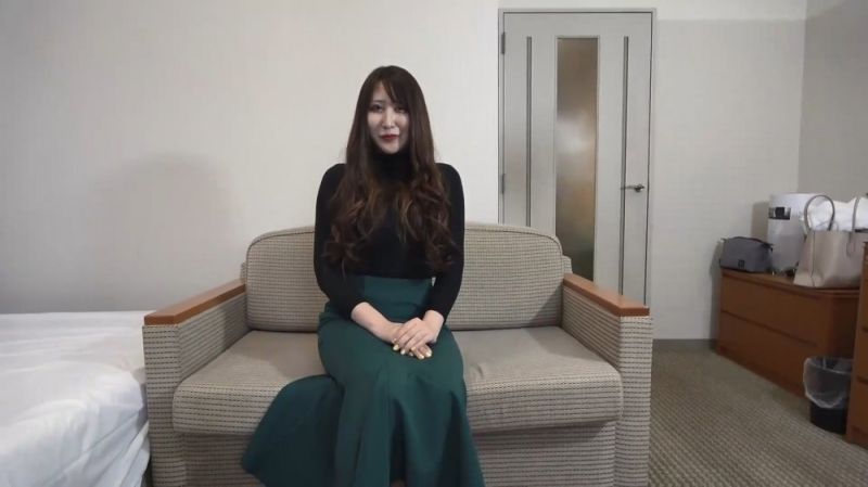 FC2-PPV-2856102 與來港區玩的寫真偶像大姊賓館自拍性愛成功！
