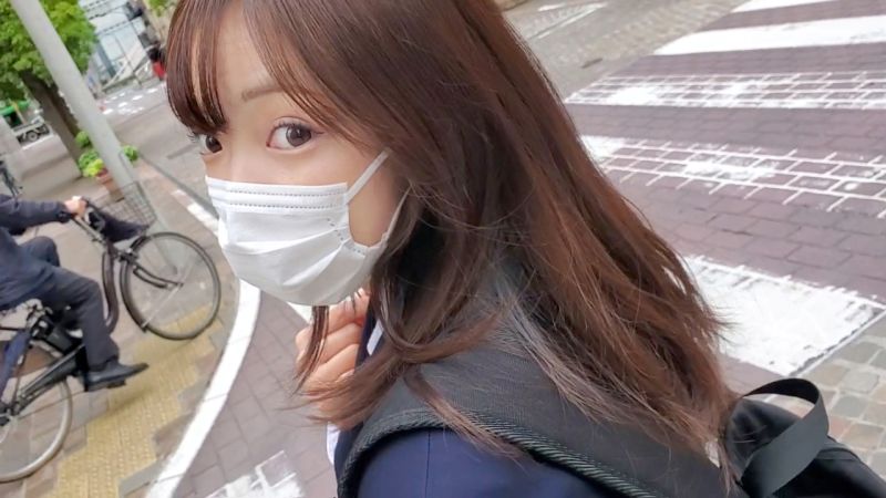 FC2-PPV-1825091 【無修正】 讀者模特兒年輕美OOOO妹與補習班老師的密室淫行・・