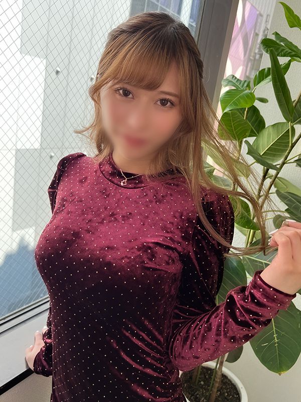 FC2-PPV-3086289 【港區案件】女子酒吧員工23歳 巨漢大叔粗大肉棒絶叫中出高潮 潮吹 中出×2