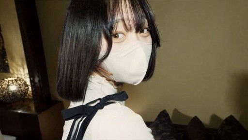 FC2-PPV-4499890 初拍　美乳星巴克店員 「雖然不喜歡攝影...」以條件成功拍攝了不擅長拍照的她。OO真的是缺錢的樣子。