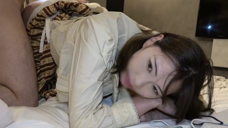 FC2-PPV-4467358 被大叔精子懷孕而精神崩潰的雛。
