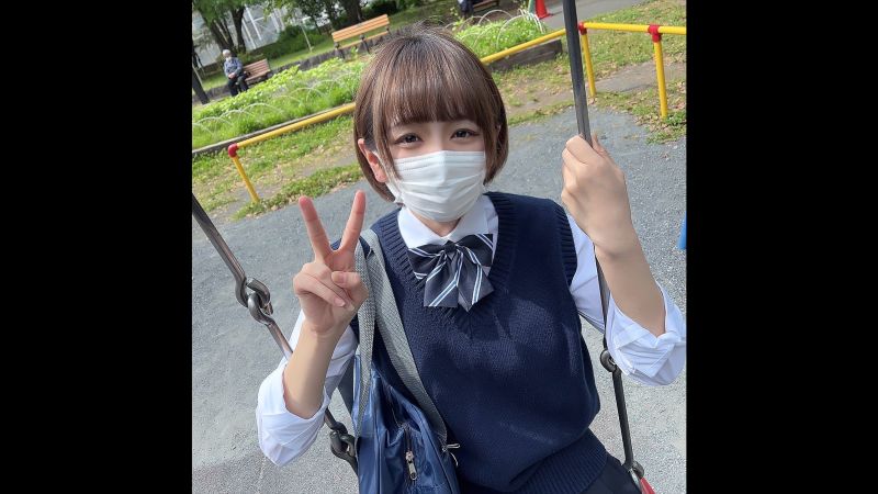 FC2-PPV-2915778 清爽鮑伯頭可憐網球美OO 初次無套體內射精