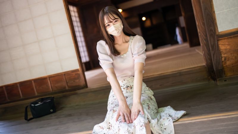 FC2-PPV-3054499 進入公司第1年的地方女主持人，一樣的魅惑的女大OO··連續陰道內射精! !