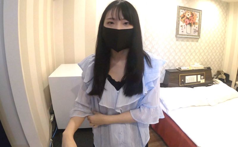 FC2-PPV-2164638 性愛知識與精研幾乎為零的妹子：小鈴(D罩杯真正大OO19歳）