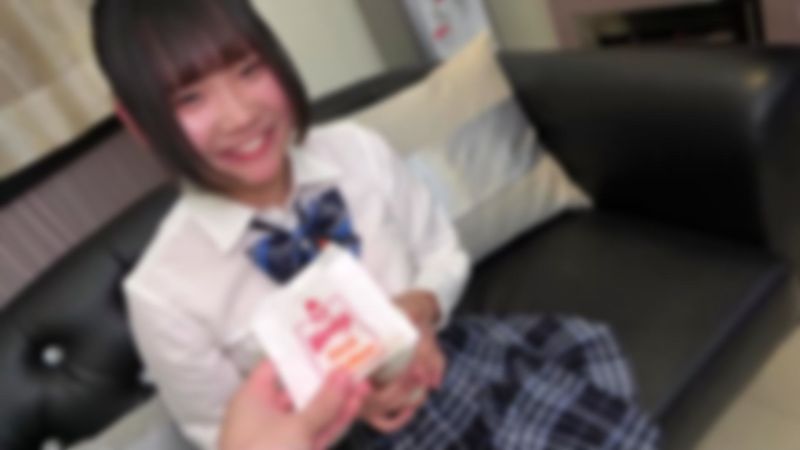 FC2-PPV-3117128 速食店搭訕到的笑臉可愛10代現2年生。OO齒臉蛋美巨乳與制服姿態豐滿身軀有夠下流。