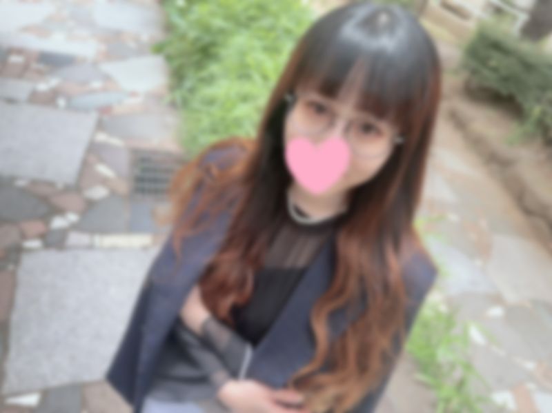 FC2-PPV-3806409 ※露臉※【無修正】【初拍】清爽眼鏡妹。迷你身體OO乳頭被淫蕩玩弄發情