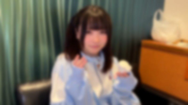 FC2-PPV-4486566 【完全露臉】與馬卡龍相配的真實合法巨乳妹子。可愛臉蛋狂亂、未熟般小穴無套中出。