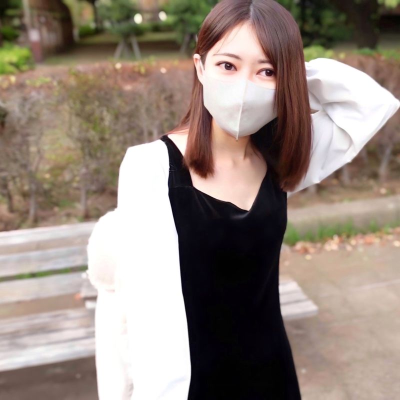 FC2-PPV-4225494 『無』她好像在尋找與自己感覺相合的男性 對E罩杯妹子按摩中出2回