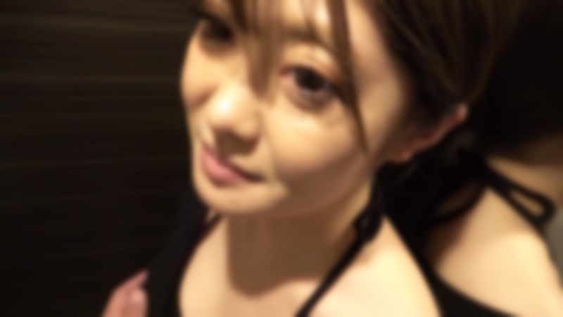 FC2-PPV-4205571 【無】巨乳妹子遇上金錢危機懇求做愛！