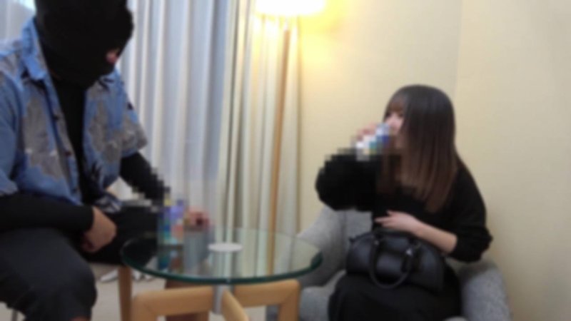 FC2-PPV-4640145 143公分的矮.身長 莉亞醬♡本來只打算拍內衣，卻被K施壓，陰道猛幹中出口交懷孕♡
