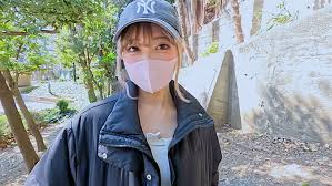 FC2-PPV-4640889 FC2最高的選美比賽決賽者降臨！！正真正銘的偶像團體在籍！！購買後正片是『完全露臉』！CD出道完成！！1OO，超級名人卻有H罩杯！！神級身材！！神級胸部的