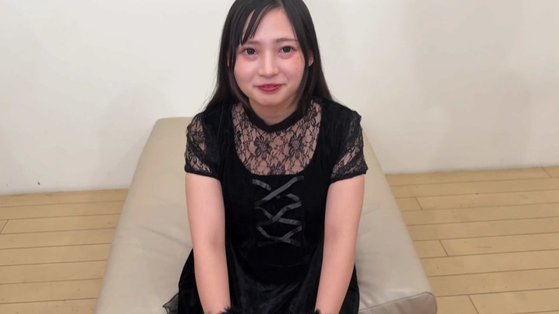 FC2-PPV-4702692 【完全無剪輯/真正7次連續】秋葉原OL惠梨香將5天以上積攢的精液用極品無套射精連續吞下
