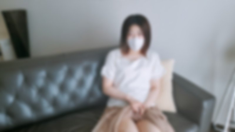 FC2-PPV-4715270 【無・完全素人】認真從事工作的土氣感覺2OOOL！
