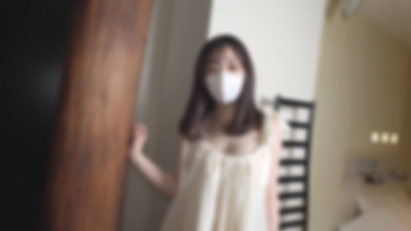 FC2-PPV-4722999 【無碼・完全素人】可愛女大生2OO！嬌小皮膚白皙，美巨乳・美肌，敏感度也最高。身材出眾的歐派也朝上，簡直是完美的女性‼