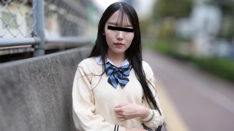 10musume_081425_01 在火車上對穿制服的女OO惡作劇 山下萌香