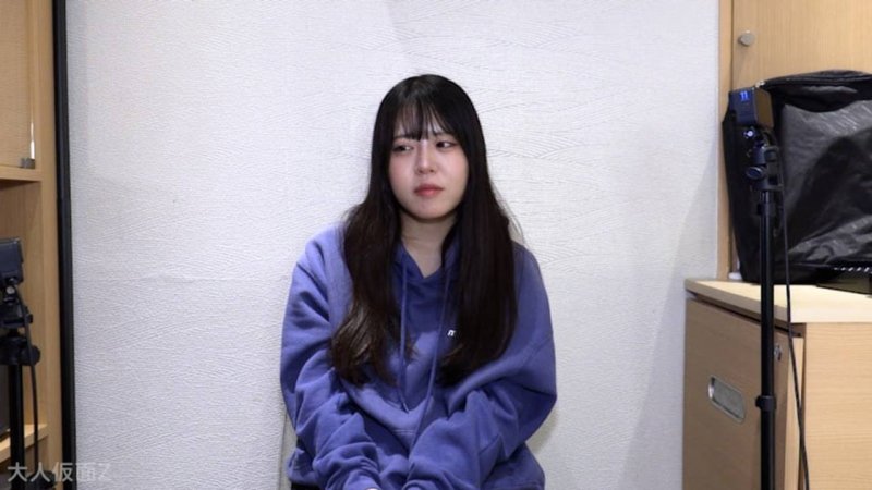 FC2-PPV-4783157 【素人初次拍摄】友(18) 可爱老师的蛋。一边想着不知道演出会不会没关係，一边拍摄。让她舔肛门，用窥镜观察阴道内，中出后还做了肛门贯通ATM