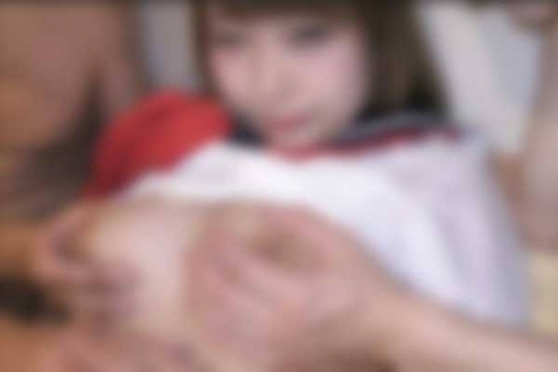 FC2-PPV-4784167 【素人個人拍攝】參加者全員都瘋了。懷孕確定！！巨乳制服美女的衝擊性特濃群交！！8人PLAY！！