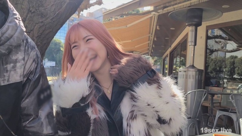 FC2-PPV-4800344 【FC2/傳說的神作】※數量限定※中出③連發 乳揉不停的皮膚白皙Q彈美巨乳美容師・2OO 舔遍全身的舌頭天堂⇒連續無套交尾（Satchi）