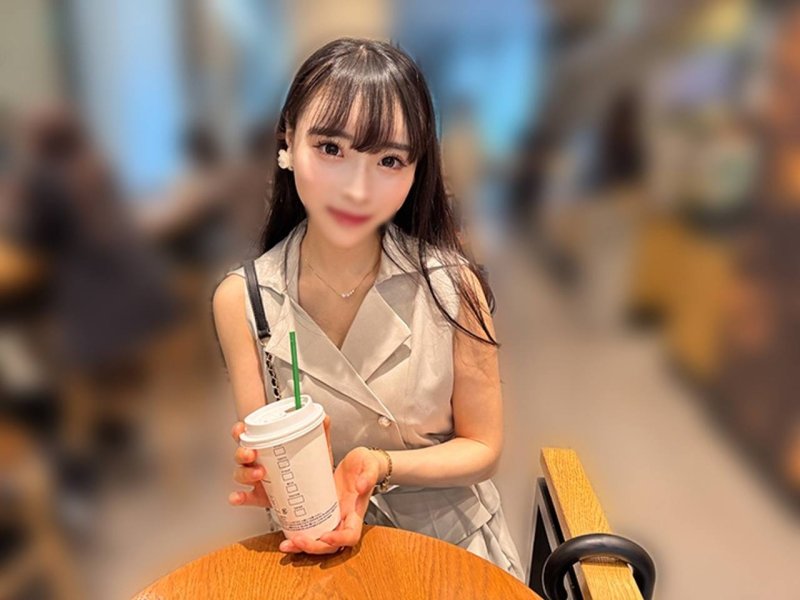 FC2-PPV-4799718 【限定價格】朋友的男人看起來格外好。喜歡NTR的狡猾女人。展現費洛蒙的色情巨乳淫穴榨取精液搖腰無套性交