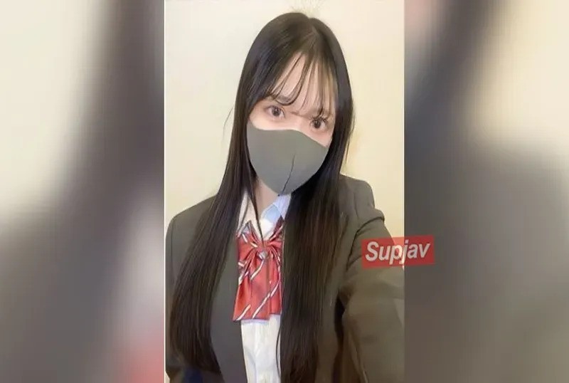 FC2-PPV-4816114 【初次拍攝】像洋娃娃般才貌雙全的纖細美女櫻醬！對某知名模特兒事務所的明日之星進行了第一次中出！