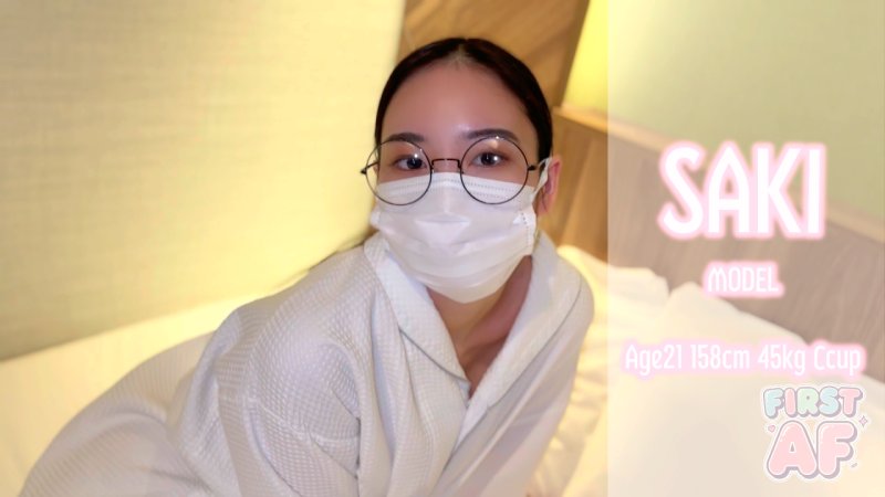 FC2-PPV-4838053 第一次肛交就高潮了 SAKI