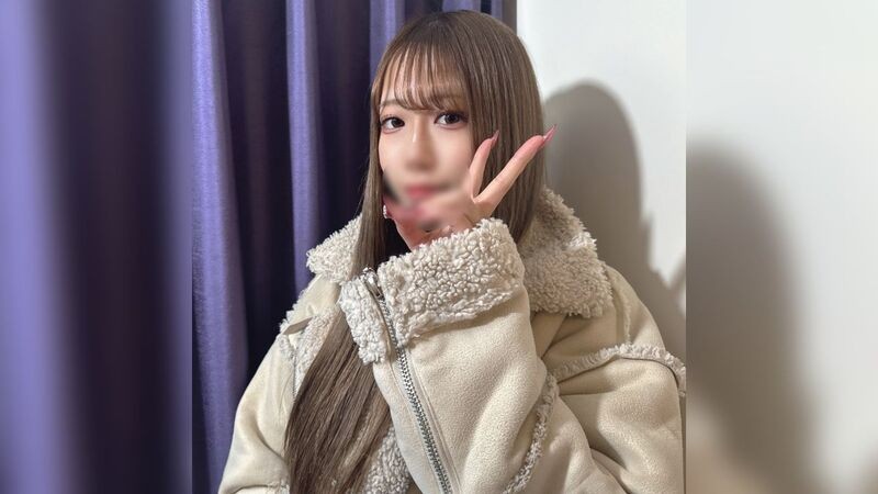 FC2-PPV-4842804 【初次拍攝】※附特典 纖瘦小麥色色舞女郎美人。擁有10年舞齡的緊身身材被粗雞巴激烈插入連續高潮。大量中出於充滿愛液的陰道深處。