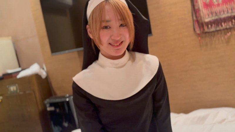 FC2-PPV-4852149 对可爱到不行的修女做了无套性爱并颜射