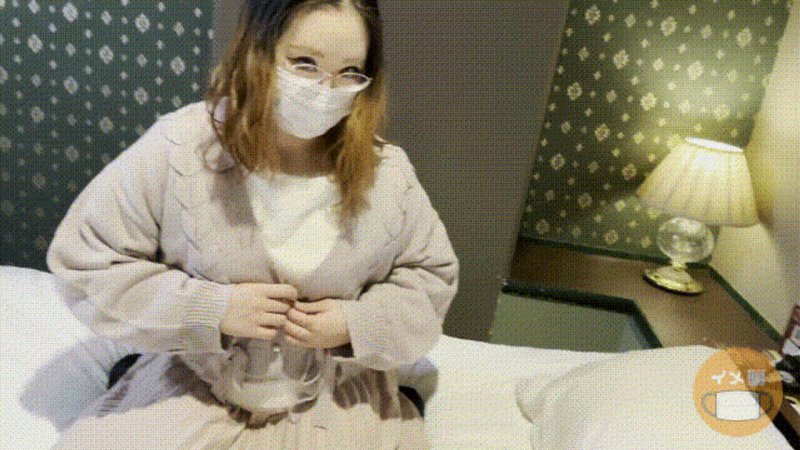 FC2-PPV-4870271 騙說是在附近購物的人妻拍攝形象影片，然後偷拍 IMEDAMAFC2