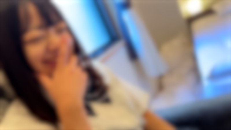 FC2-PPV-4740770 公開和制服妹的私人SEX