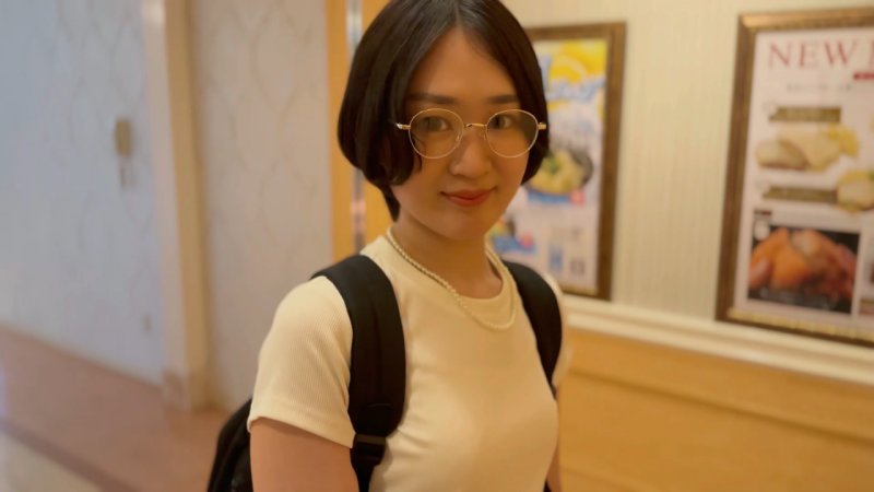 FC2-PPV-4886086 女大OO的第一次肛交＆第一次3P性愛連續中出