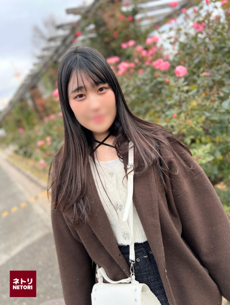 FC2-PPV-4872056 【新作公開限定価格】『今日夫いないから遊びませんか？』24歳寂しがりな人妻とイケない不倫デートで生中出し【顔出し・無】