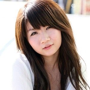 stouch042 緊貼素人 知里
